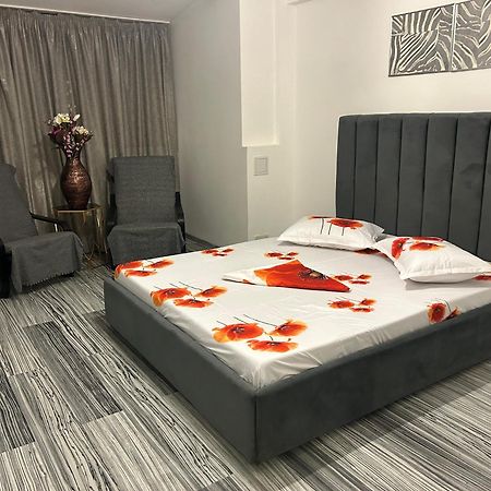 Enzso Residence Ap 2 Cam,Piata Natiunile Unite, Nr3-5,Bloc B2, Sc2, Et 1, Ap34 Bukares Bagian luar foto